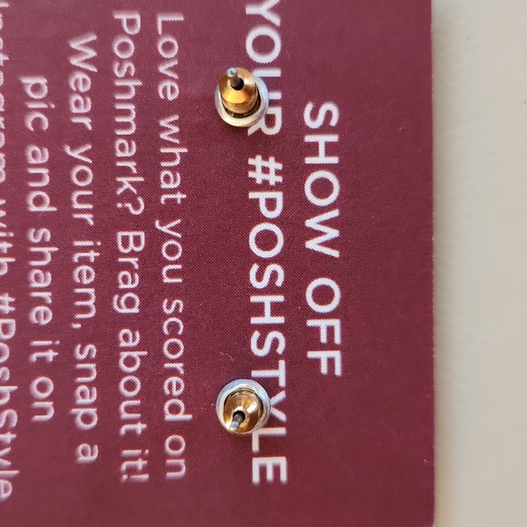 Starburst Earrings - Picture 3 of 4